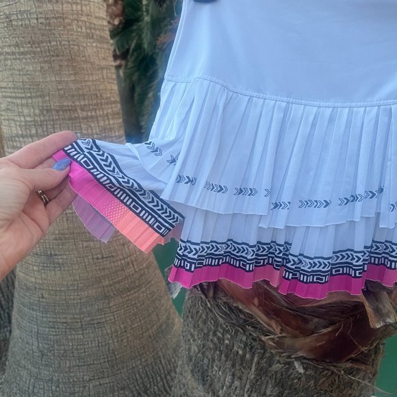 Flutter Cut Lucky in Love Skirt - Picture 3 of 4